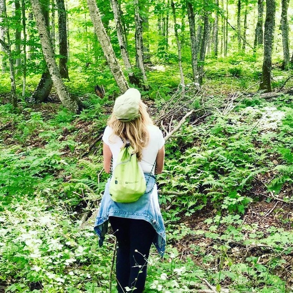 Meet your Posher, Sally - Picture 3 of 5